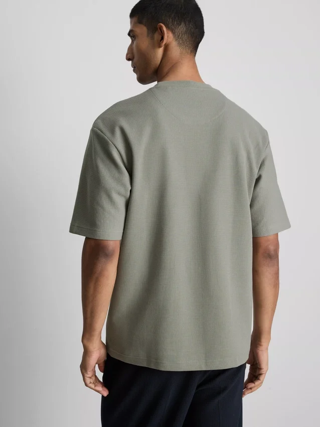 Strukturerad, boxig T-shirt