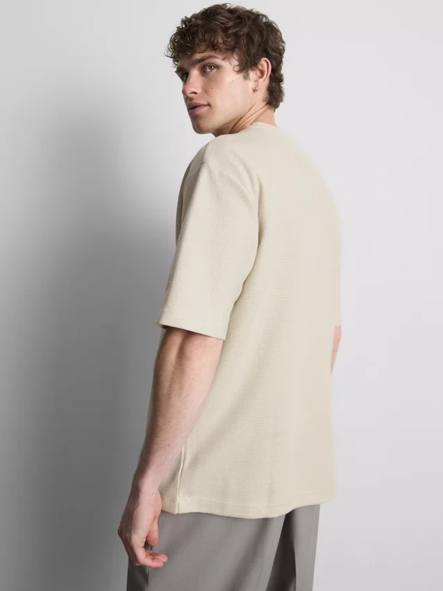 Strukturerad, boxig T-shirt