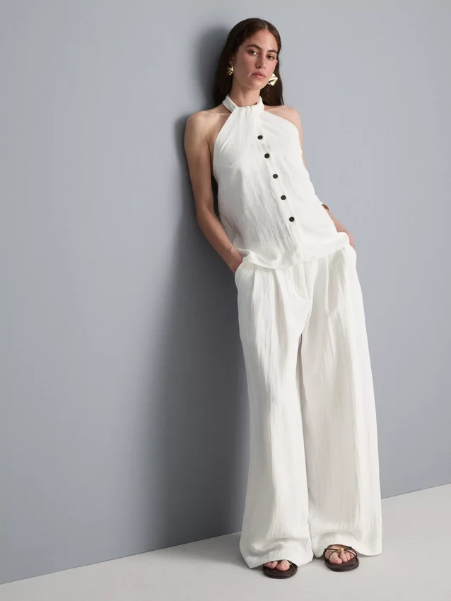 Strukturerad halterneck-top med knappar