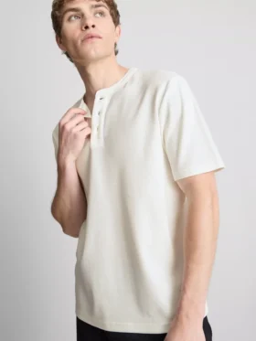 Strukturerad henley-t-shirt
