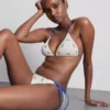 Strukturerad triangel-bikinitopp med citronmotiv
