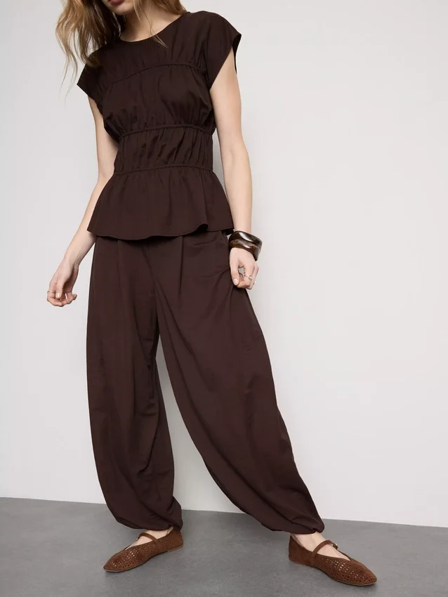 Strukturerade harembyxor