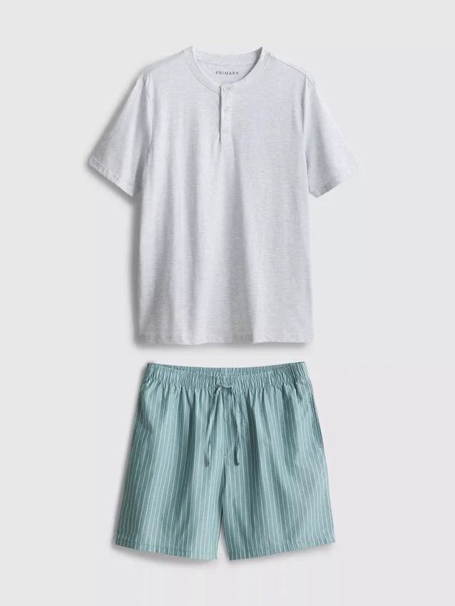 Strukturerat kort pyjamas-set med shorts