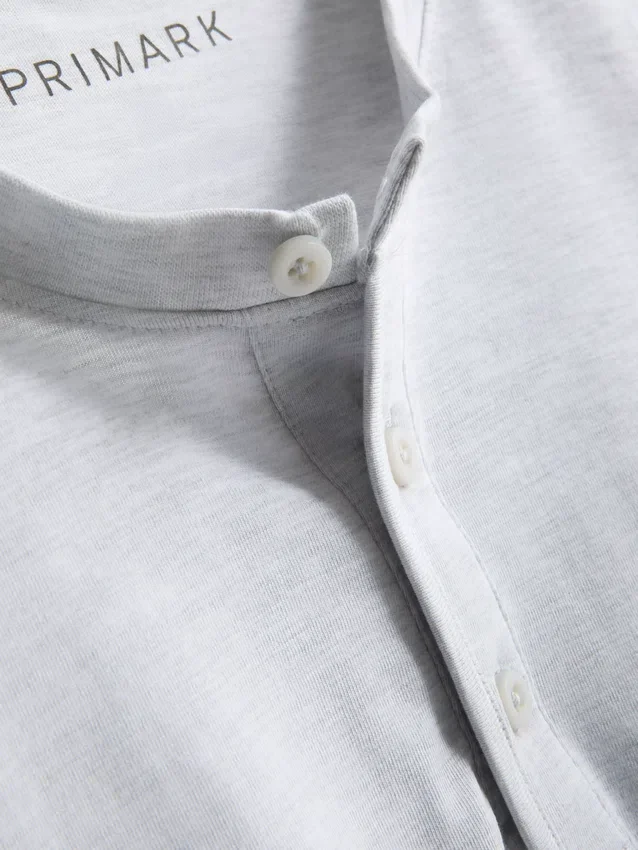 Strukturerat kort pyjamas-set med shorts