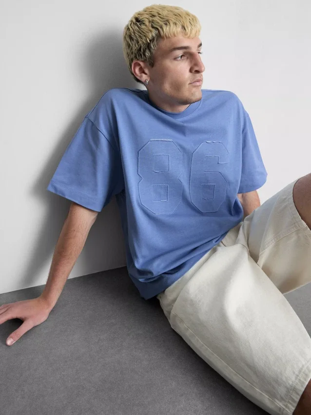 T-shirt med applikationsnummer