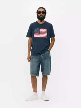 T-shirt med korta ärmar och amerikansk flagga