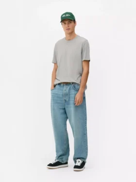 T-shirt med normal passform