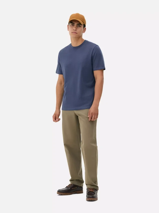 T-shirt med normal passform