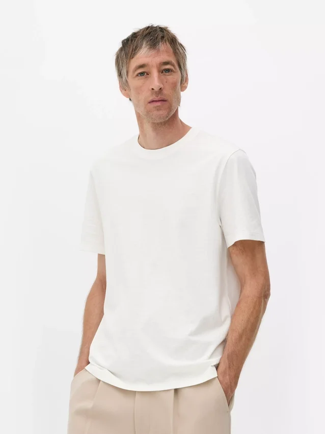 T-shirt med normal passform