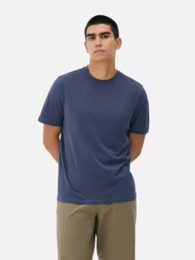 T-shirt med normal passform