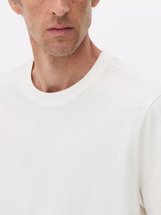 T-shirt med normal passform