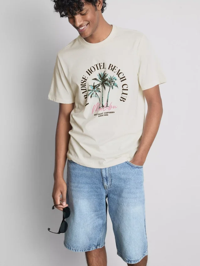 T-shirt med Paradise Beach-motiv