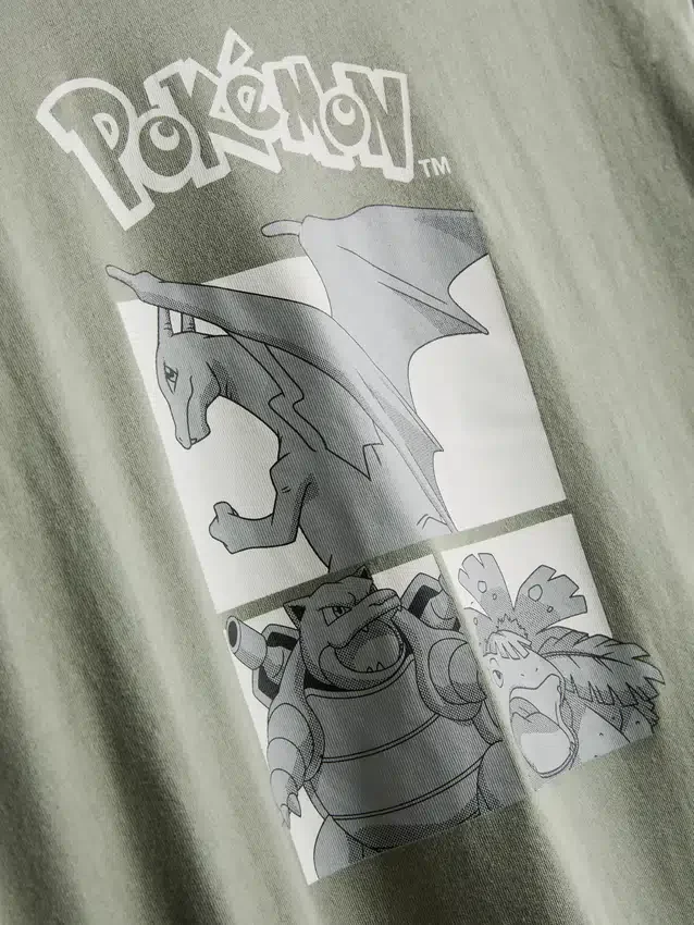 T-shirt med Pokémon-motiv