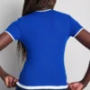 T-shirt med rund hals och dubbla lager