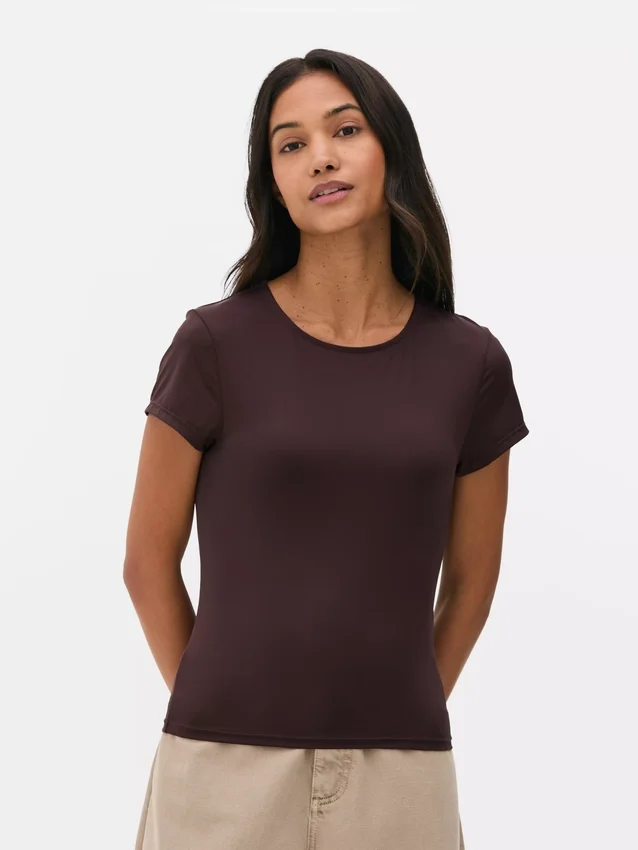 T-shirt med rund hals som en andra hud