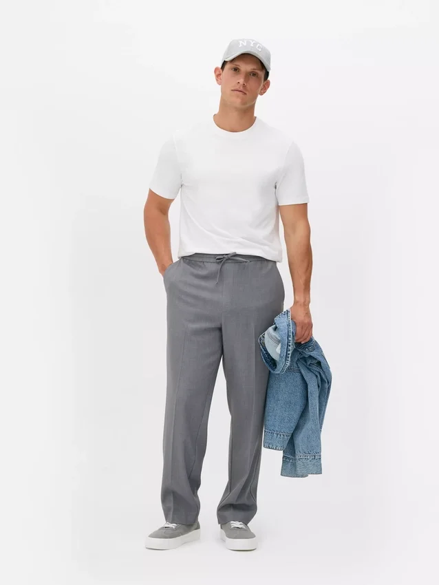 T-shirt med smal passform och stretch