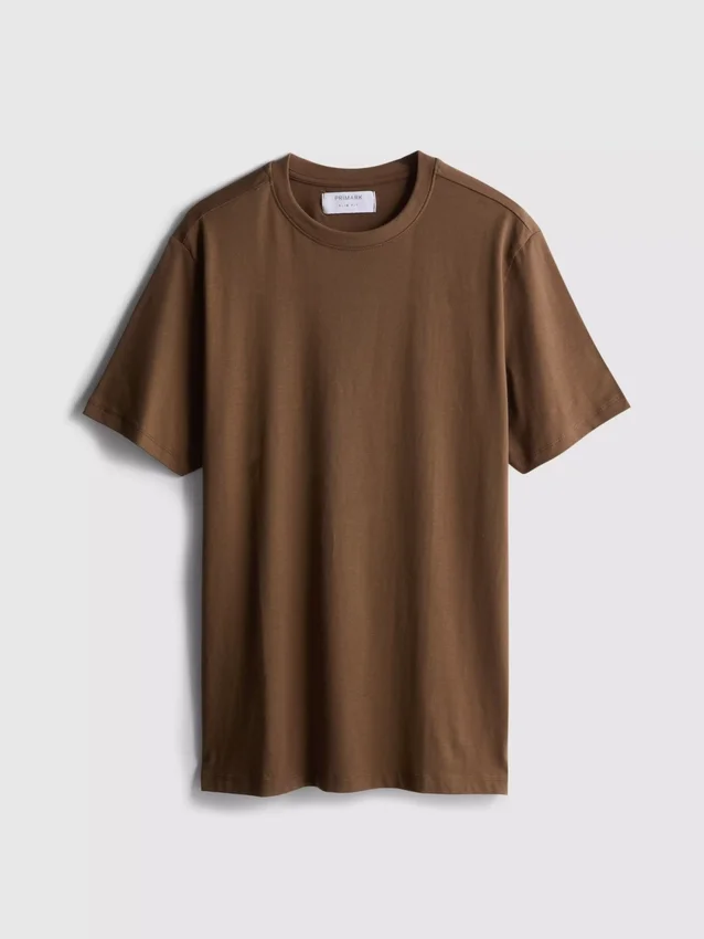 T-shirt med smal passform och stretch