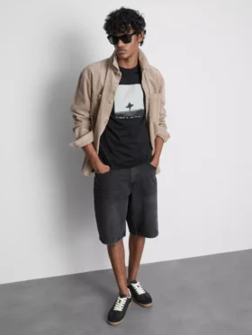 T-shirt med surfarmotiv