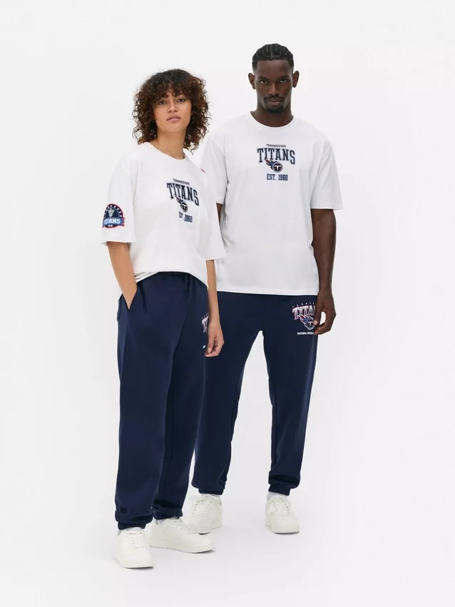 T-shirt med tryck från NFL:s Tennessee Titans
