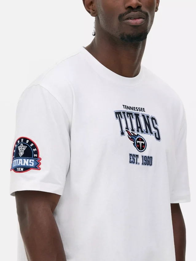 T-shirt med tryck från NFL:s Tennessee Titans