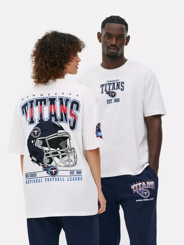 T-shirt med tryck från NFL:s Tennessee Titans