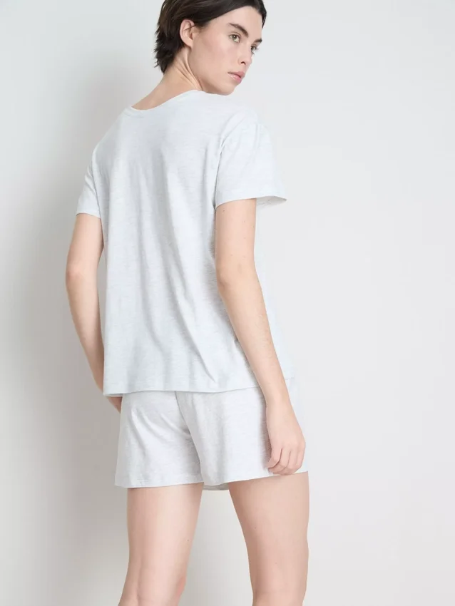 T-shirt- och shorts-pyjamasar