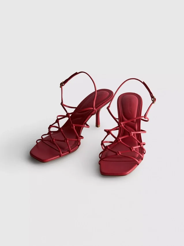 The Edit-sandaler med flätad stilettklack