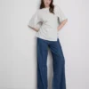 The Edit-T-shirt med rynkad, asymmetrisk design