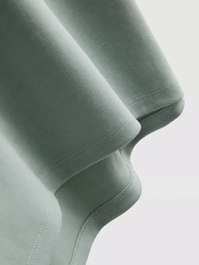 The Edit-t-shirt med sömdetaljer