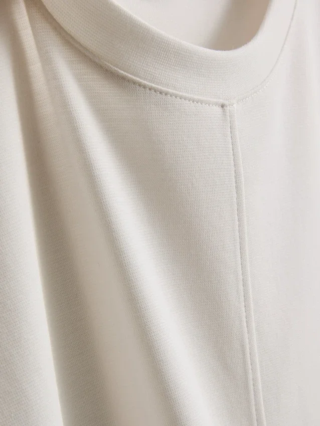 The Edit-t-shirt med sömdetaljer
