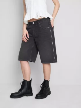 The Primark Scene | Jorts i bomullsdenim med nitar