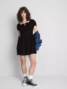 The Primark Scene | Korsettklänning i mjölkflicka-stil