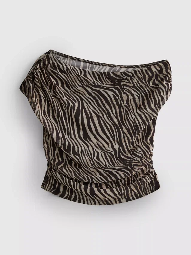 The Primark Scene | Kort, genomskinlig topp med bar axel