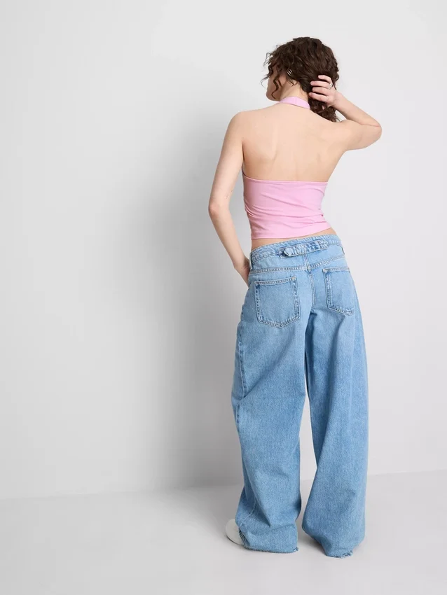 The Primark Scene | kort topp med halterneck