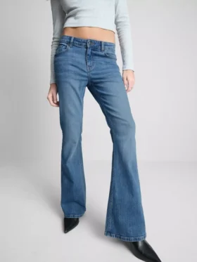 The Primark Scene | Lågmidjade utsvängda jeans