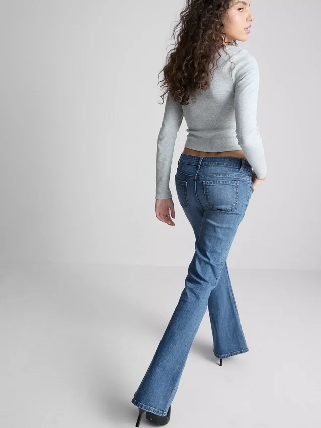 The Primark Scene | Lågmidjade utsvängda jeans