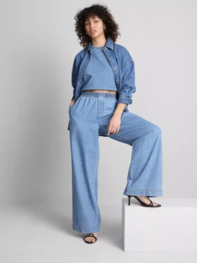 Träningsbyxor i bomullsdenim med vida ben
