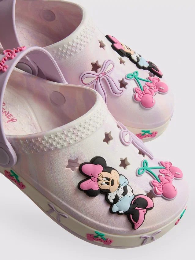 Träskor med Minnie Mouse-motiv från Disney