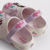 Träskor med Minnie Mouse-motiv från Disney