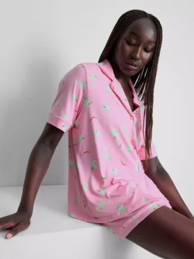 Tryckt kort pyjamasar i boyfriend-stil