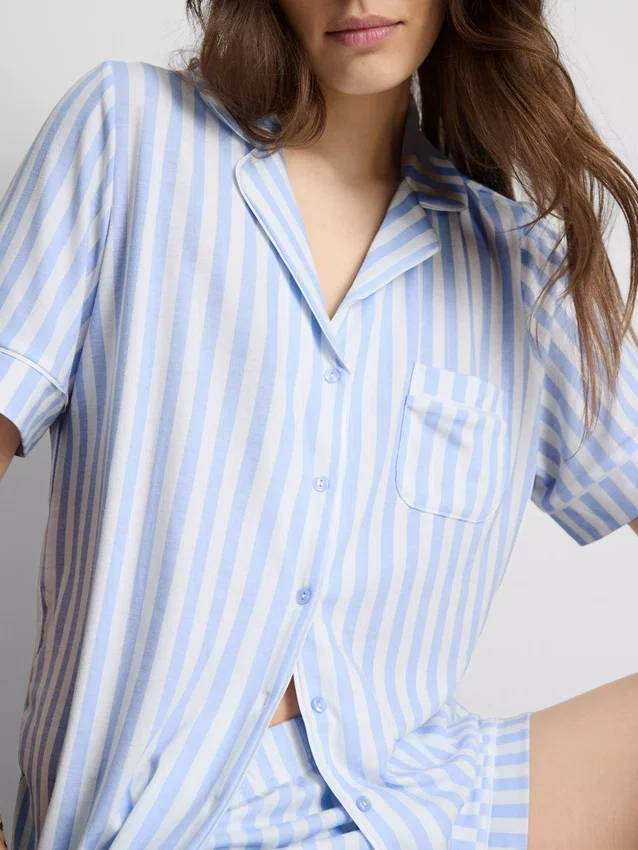 Tryckt kort pyjamasar i boyfriend-stil
