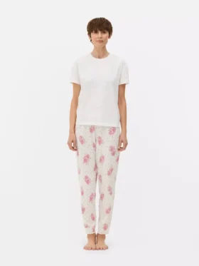 Tryckt pyjamaset med korta ärmar
