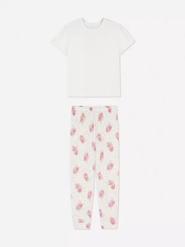 Tryckt pyjamaset med korta ärmar