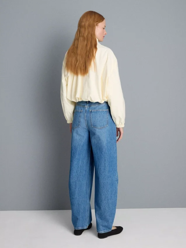 Ultimata jeans i bomullsdenim med vid ben