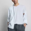 V-ringad, figursydd stretch-T-shirt
