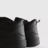 Viktiga sneakers med högt skaft