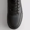 Viktiga sneakers med högt skaft