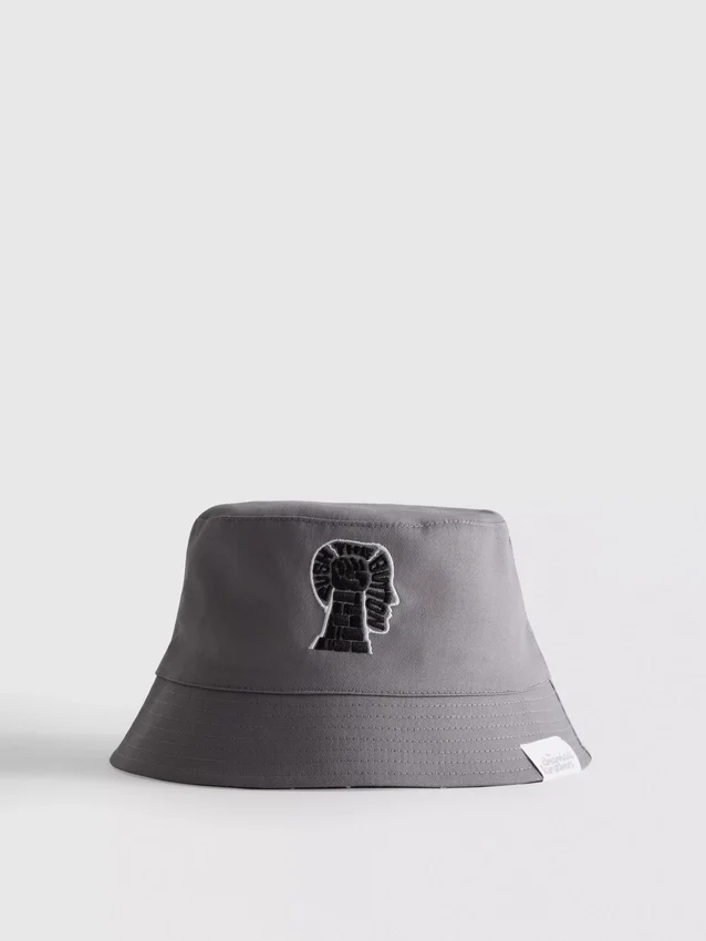Vändbar buckethat från Chemical Brothers