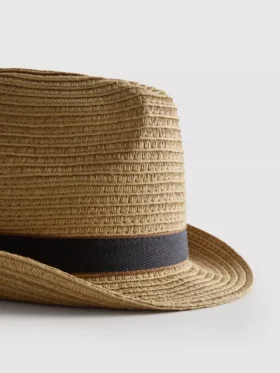 Vävd hatt